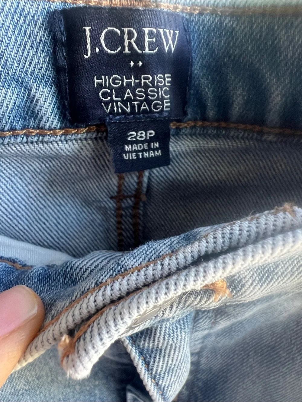 J. Crew high rise classic vintage jeans 👖 Size 28p